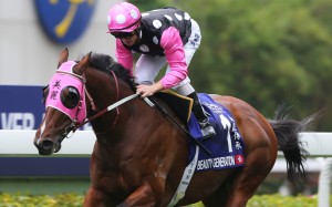 Zac Purton coasts to victory on Beauty Generation in the Group One Queen's Silver Jubilee Cup (1,400m). Photos: Kenneth Chan