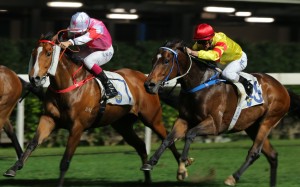 Rivet (right) runs second to Turin Redstar at Happy Valley last month. Photos: Kenneth Chan