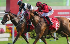 Eagle Way runs over the top to beat Exultant under jockey Silvestre de Sousa in November. Photos: Kenneth Chan
