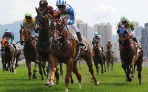 Voyage Warrior surges to victory at Sha Tin in April. Photos: Kenneth Chan