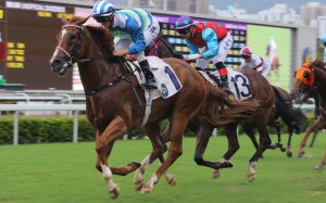 Voyage Warrior salutes at Sha Tin in June. Photos: Kenneth Chan
