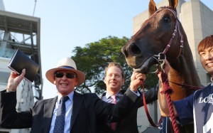 Trainer John Moore with Able Friend after his champion won the 2014 Hong Kong Mile. Photos: Kenneth Chan