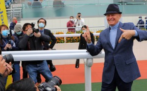 John Moore celebrates his 1,700th career winner at Sha Tin on Saturday. Photos: Kenneth Chan