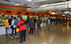 Punters line up to access the services available at Sha Tin racecourse on Thursday. Photos: Kenneth Chan