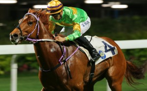 Derek Leung guides Classic Unicorn to victory at Happy Valley on Wednesday night. Photos: Kenneth Chan