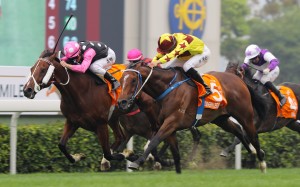 Southern Legend grabs Beauty Generation to win last month’s Champions Mile. Photos: Kenneth Chan