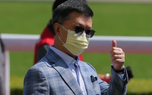 Peter Ho gives the thumbs up after Amazing Agility’s win on Sunday. Photo: Kenneth Chan