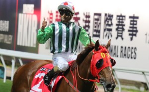 Karis Teetan celebrates a winner at Happy Valley on Wednesday night. Photos: Kenneth Chan