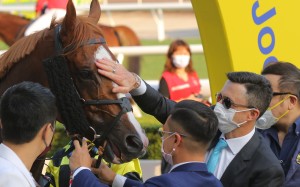 Douglas Whyte gives Stronger a pat after his victory at Sha Tin last month. Photos: Kenneth Chan