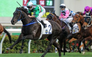 Jimmy Ting’s Super Football bolts to victory at Sha Tin last start. Photos: Kenneth Chan