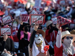 South Korea hunts down leader of new 'Nth Room' as sex crimes ...