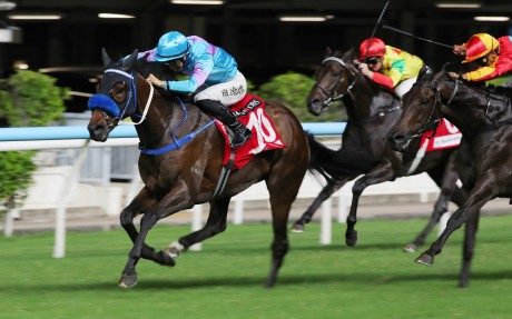 Lo Rider scores first up at Happy Valley under Harry Bentley. Photos: Kenneth Chan