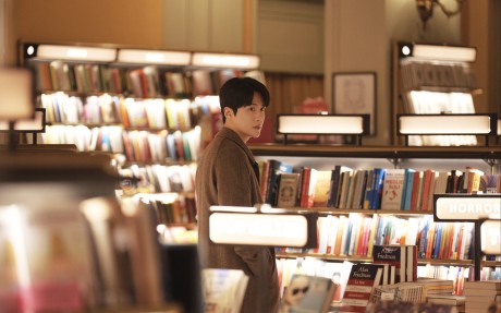 South Korean actor Kim Seon-ho stars in the Netflix series “Can This Love Be Translated?”. Photo: No Ju-han/Netflix