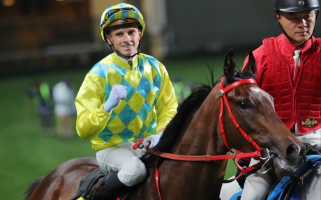 Lyle Hewitson returns after winning at Happy Valley. Photos: Kenneth Chan