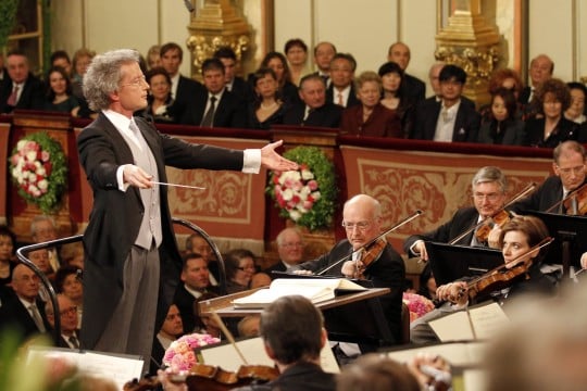 Austrian Maestro Franz Welser-Möst conducts the Vienna Philharmonic Orchestra during one of its traditional New Year’s concerts at the Golden Hall of Vienna’s Musikverein. He will conduct the orchestra on its Asia tour, which begins in Hong Kong on October 24. Photo: AP