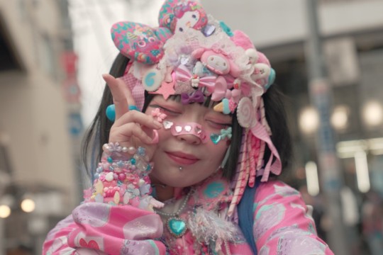 [WHITE SANDS]SUEDE WIDE-CHAENG HAT OSCAR★韓国ファッション★ 韓国帽子ブランド「WHITE SANDS（화이트샌즈）」から冬に