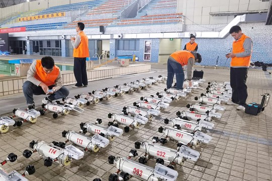 Chinese team sets world record with swarm of 116 underwater drones | South  China Morning Post