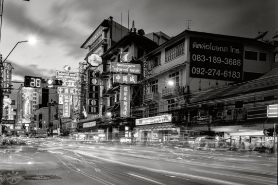 マニット・スリワニチプーン写真集BANGKOK IN BLACK & WHITE 97425f8e-59e8-11ea-b438-