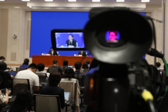 China imposes limits on 6 more US-based news organisations