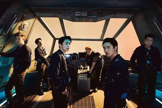 K-POP・アジア EXO [DON'T FIGHT THE FEELING] a83b9fba-c811-11eb-8e37-