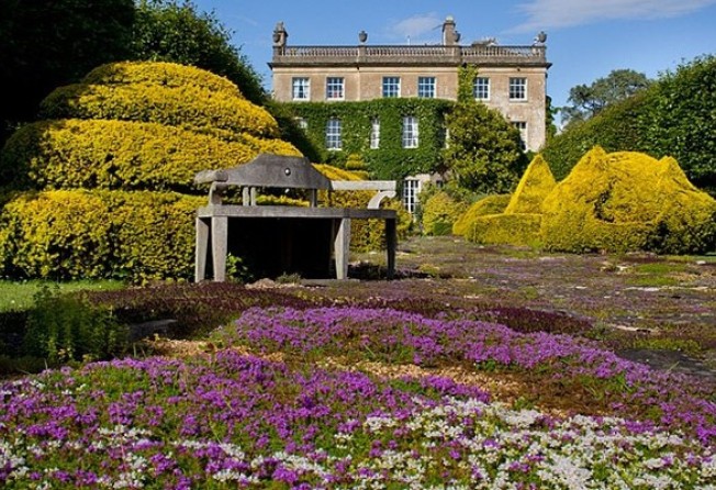 Highgrove House, the home of Prince Charles – well, one of them. Photo: @highgrovegarden/Instagram