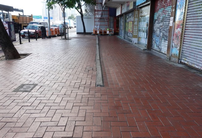 A strip of pavement in Causeway Bay believed to be a remnant of a forgotten shopfront. Photo: HKU Faculty of Architecture students