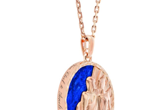 A side shot of the Zodiaque Geminorum necklace in rose gold and lapis lazuli, representing air. Photos: Van Cleef & Arpels
