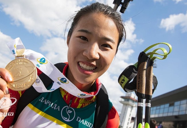 Chu Yuanmeng shows off her gold medal at the IBU Summer World Championships in September, 2019. Photo: Handout