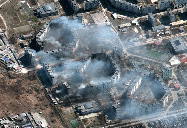 Burning residential buildings in Mariupol, Ukraine. Photo: Maxar Technologies