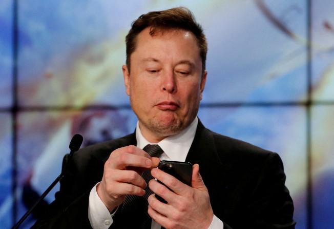 Elon Musk and Donald Trump certainly have one thing in common: being vocal and controversial online. Photo: Reuters