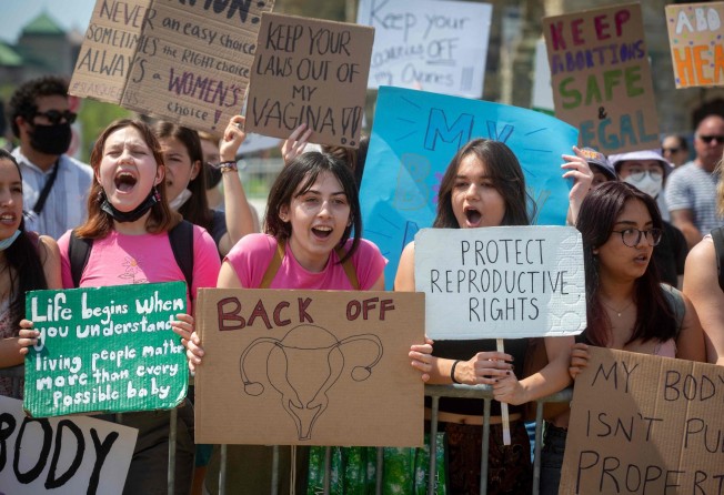 Pro-choice counter-protesters at a rally in Ottawa, Canada, on May 12. Photo: AFP
