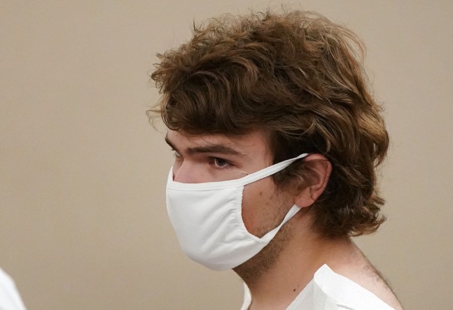 Shooting suspect Payton Gendron appears at a court in Buffalo. Photo: Buffalo News via AP