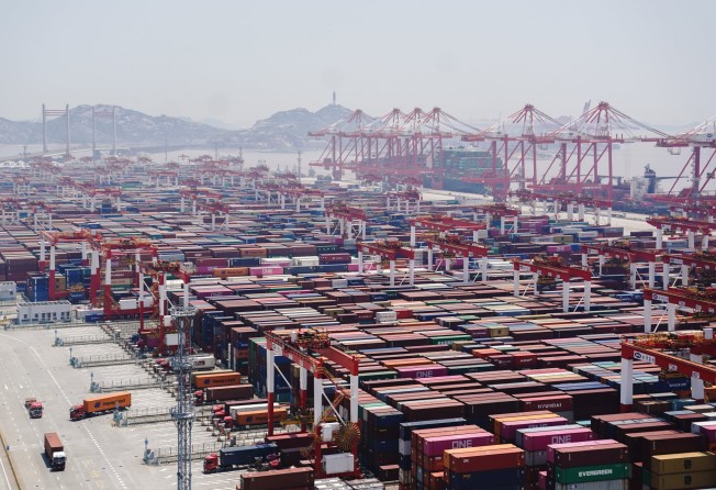 A view of Shanghai’s Yangshan Deep Water Port, the world’s busiest container port, on May 17, 2022. Photo: Xinhua.