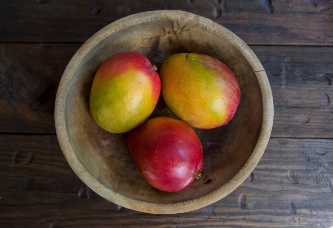 Fresh fruit like mangoes, pears, and grapes are rich in antioxidants, vitamins and fibre. Photo: Getty Images