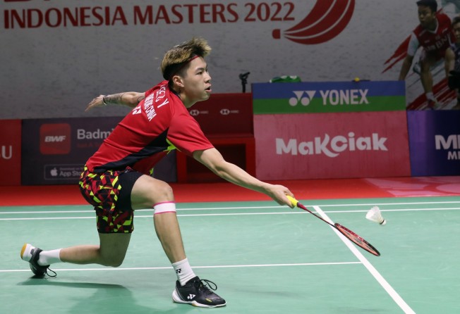Lee Cheuk Yiu lost in three sets to Chou Tien Chen of Taiwan. Photo: EPA-EFE