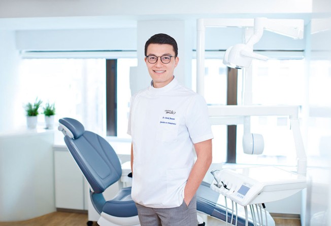 Derek Baram is a specialist in orthodontics at Central Smile in Hong Kong.