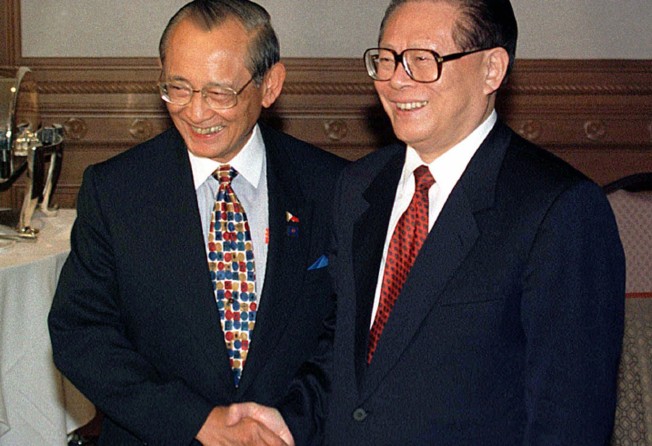 Former Philippine President Fidel Ramos and his Chinese counterpart Jiang Zemin in Kuala Lumpur on December 15, 1997. File photo: AP