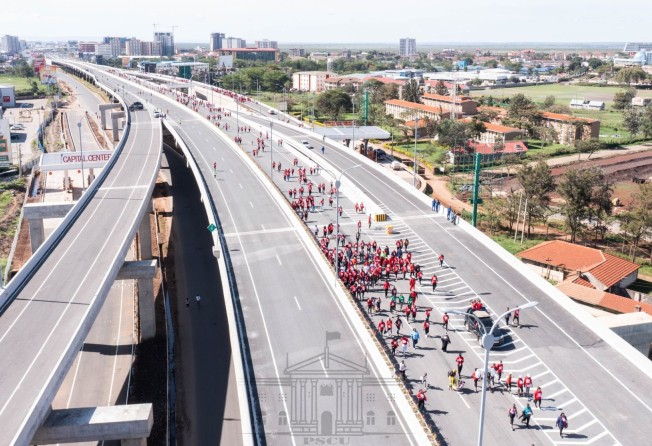 On May 8, the Nairobi City Marathon was held on the new Nairobi Expressway, which was funded and built by China. Photo: Presidential Strategic Communication Unit