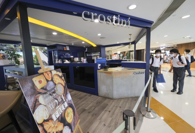 The Crostini shop at Tsuen Wan Plaza was one of 15 that closed on Tuesday night. Photo: Jelly Tse