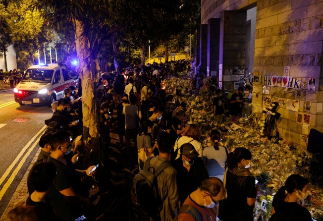 People gathering outside the British consulate in Hong Kong on Monday evening. Photo: Reuters