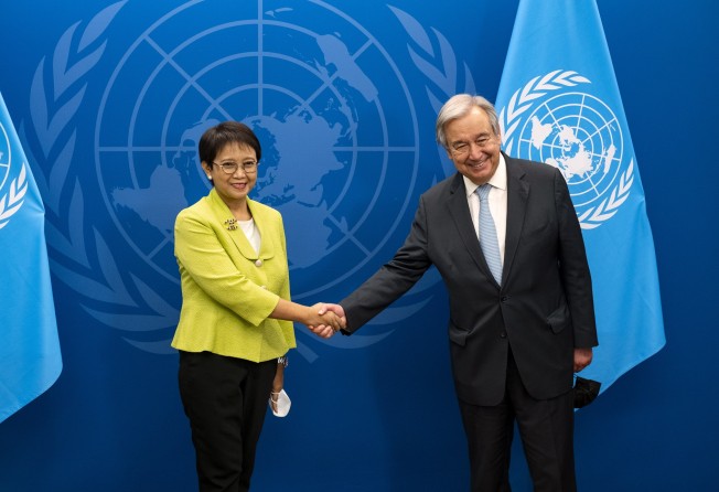 Retno Marsudi (L), Indonesia’s Foreign Minister, with United Nations Secretary General Antonio Guterres at the UN in New York this week. Photo: EPA-EFE