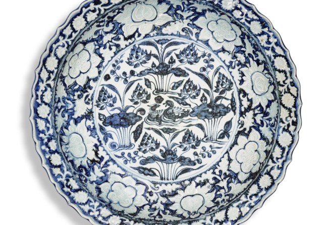 A rare blue-and-white dish dating back to the Yuan dynasty, from Hotung’s collection. Photo: Sotherby’s