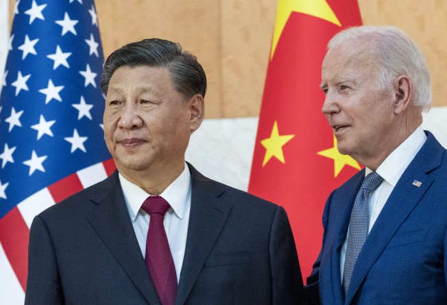 US President Joe Biden, right, stands with Chinese President Xi Jinping before a meeting on the sidelines of the G20 summit this month in Bali, Indonesia. Photo: AP