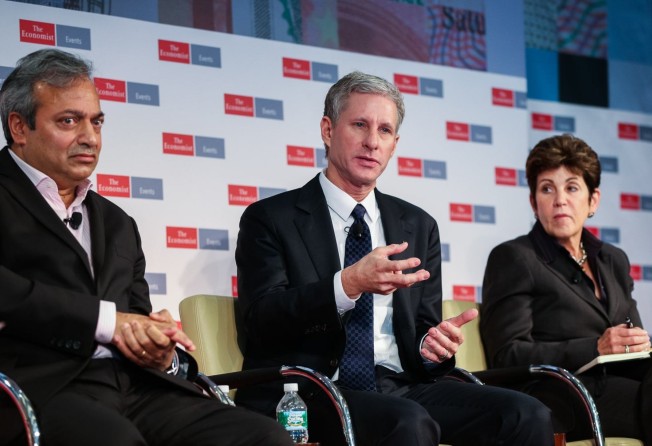 Chris Larsen (middle) founded Ripple in 2012 to help banks such as Santander make payments using blockchain. Photo: @chrislarsensf/Twitter