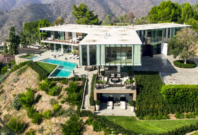 A mansion featured on “Buying Beverly Hills” Photo: Netflix