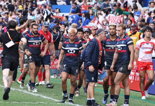 Hong Kong players walk off the pitch after their game against Japan at the 2022 Hong Kong Sevens. Photo: K. Y. Cheng