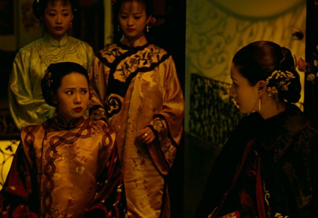 Michelle Reis (right) and Annie Yi in a still from Flowers of Shanghai (1998).