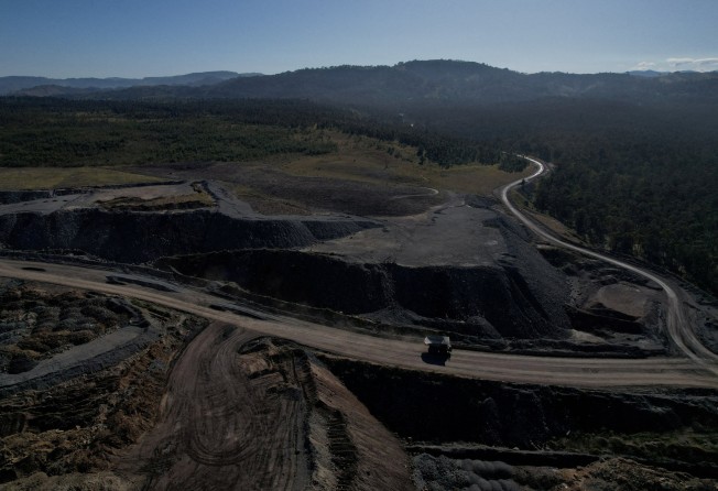 The edge of Glencore’s Mount Owen coal mine and adjacent rehabilitated land are seen in Ravensworth, Australia, on June 21, 2022. Beijing imposed an unofficial ban on coal trade with Canberra in 2020. Photo: Reuters