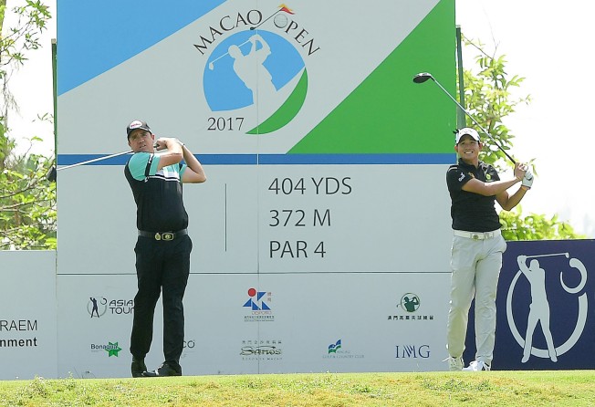 Scott Hend (left) the 2013 and 2015 Macao Open winner and defending champion Pavit Tangkamolprasert hit ceremonial tee shots at the 2017 Macao Open. Photo: Handout