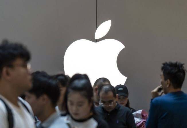 An Apple store in Shanghai, China. The US tech giant has opened a new research lab in Shenzhen. Photo: Bloomberg